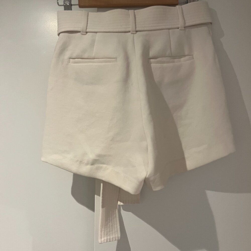 Aritzia Wilfred Belted Shorts - Picture 3 of 4